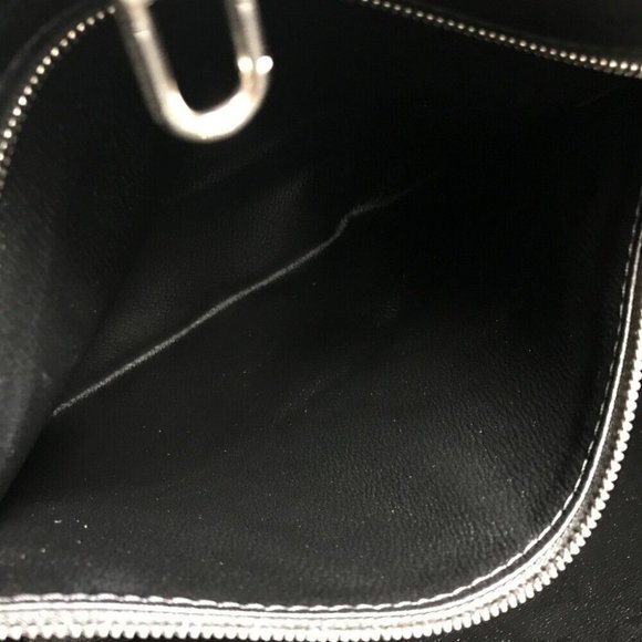 Authenticity Guarantee LOUIS VUITTON M45567 Tufted Monogram LVXUF Cabas Hand Ba - Picture 8 of 12